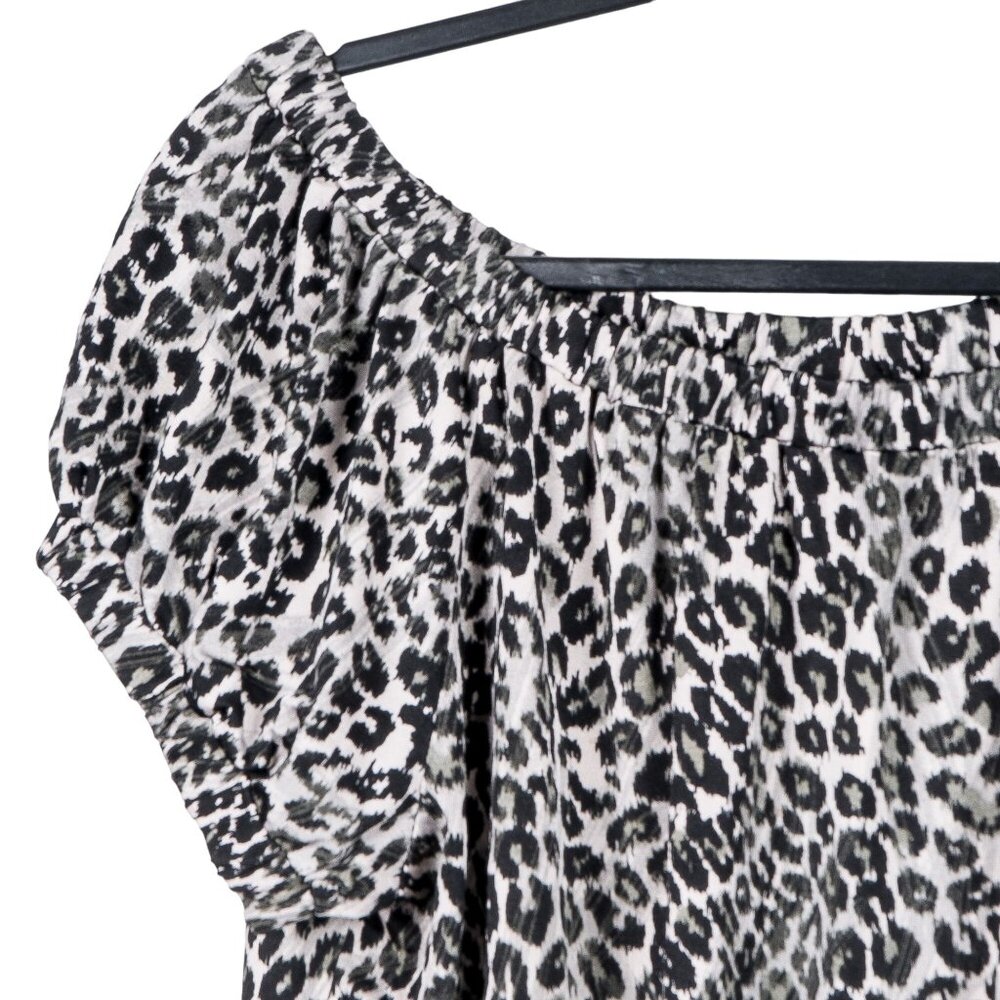 Allen B Leopard Print Peasant Blouse M Womens Black White Short Sleeve Snow - Picture 2 of 5